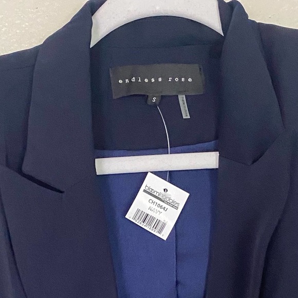 Endless Rose Navy Blazer - Picture 4 of 8